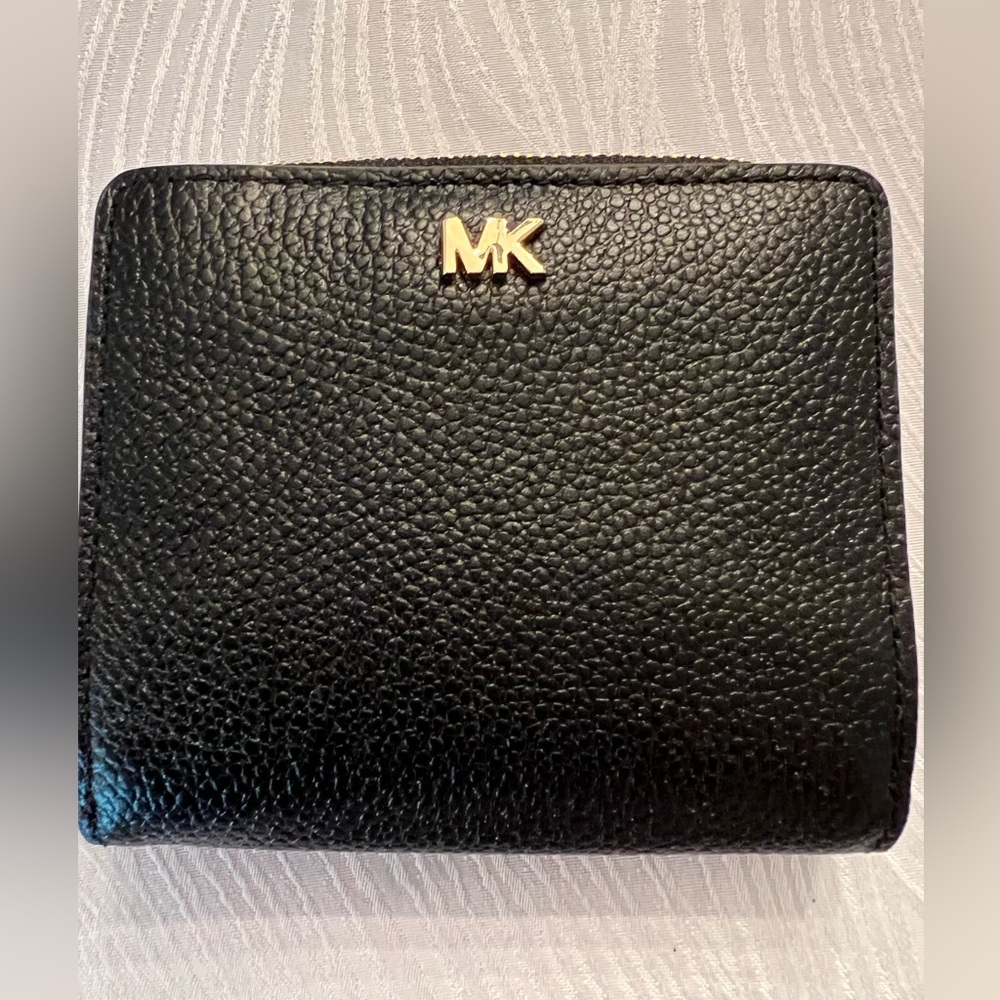 MK wallet
